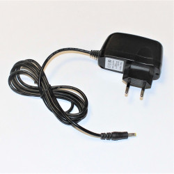 Sort Strømforsyning 6 Volt DC - HW-46 Power adapter. Køb dine power adapter online på discosupport.dk!