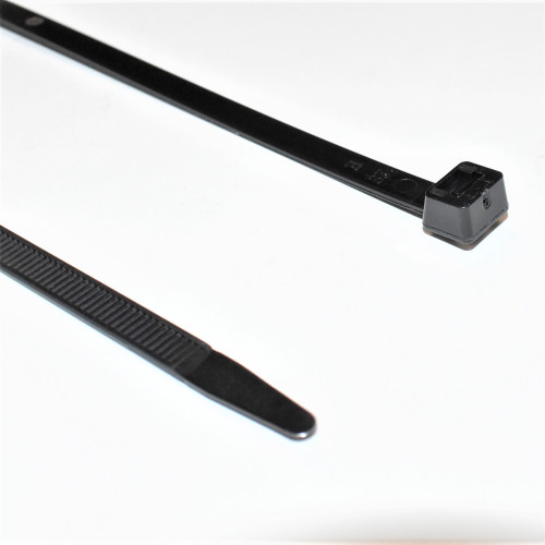 Sorte Strips i høj kvalitet 4,5x365mm - kabelbinder - pakke med 10stk KUN 15kr på discosupport.dk