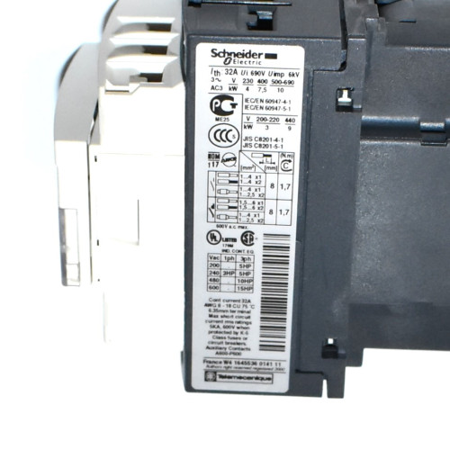 Schneider Electric LC1D18P7 Kontaktor - Spole 230V - 3-polet 18A - 3389110349535 - discosupport.dk