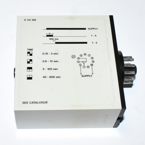 Carlo Gavazzi Star Delta Timer S 115 186 024 - Stjerne Trekant relæ 11-pol Plug-in - discosupport.dk