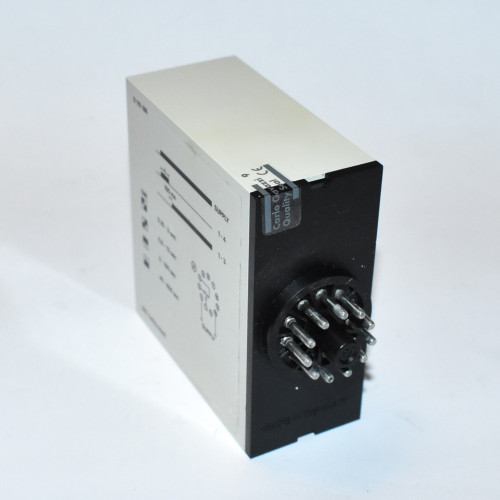 Carlo Gavazzi Star Delta Timer S 115 186 024 - Stjerne Trekant relæ 11-pol Plug-in - discosupport.dk