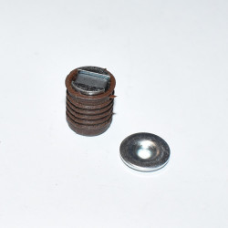 14mm Magnetlås 2kg - Rund Brun Skabsmagnet - 14x15mm