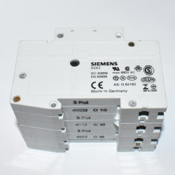 Siemens 5SX23 C10 - Automatsikring - 400V 10A + 5SX9100HS  AUX Switch 230V - discosupport.dk