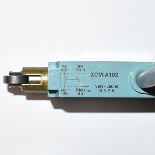 Telemecanique Limit Switch XCM - A1022 - XCMA1022 - Endestop