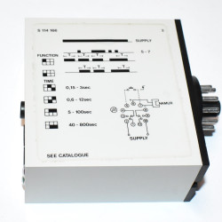 Electromatic S-System S 114 166 230 Pulse Continuity 230V AC - Carlo Gavazzi  - discosupport.dk