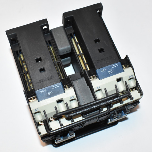 Telemecanique LP2 D1201BD Reverserende Kontaktor 5,5kW - Spole 24V DC - discosupport.dk