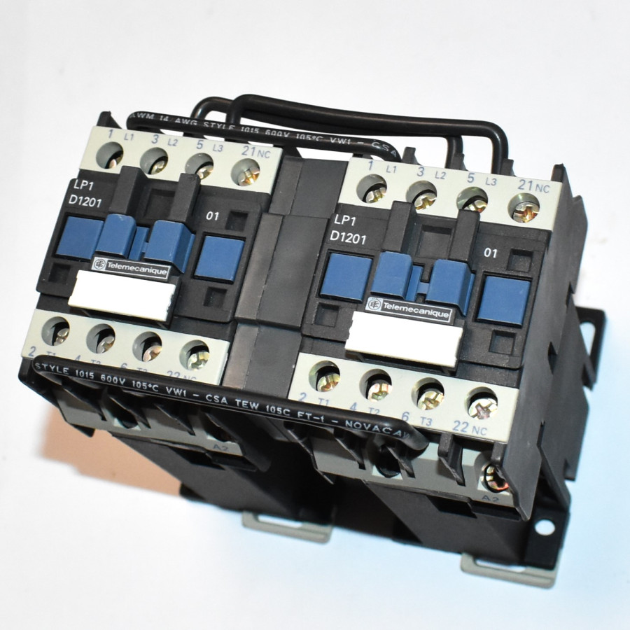 Telemecanique LP2 D1201BD Reverserende Kontaktor 5,5kW - Spole 24V DC - discosupport.dk