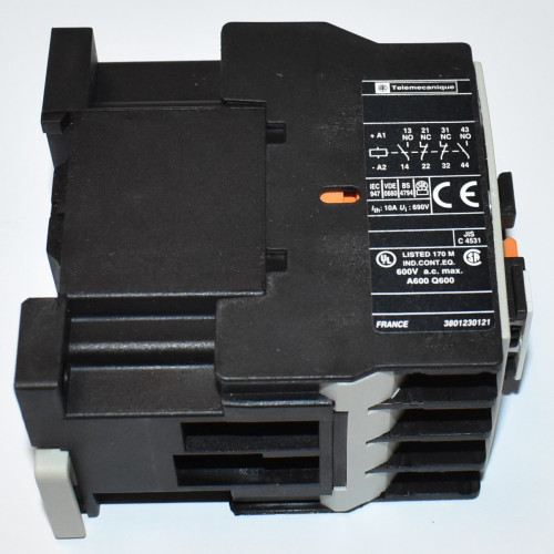 Telemecanique CA4 DN22BD Kontaktor - Spole 24V DC - Schneider Electric - discosupport.dk