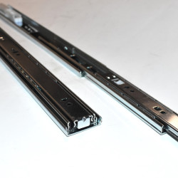 Skuffeskinner - 35cm + 32,5cm udtræk - endemål 36x12mm - Soft Close - discosupport.dk