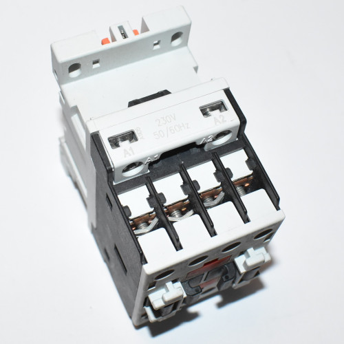 Kontaktor Lovato BF18 10A - Spole 230V - 3 faset + 1 NO - BF1810A230 - discosupport.dk