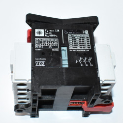 Schneider Electric Kontaktkrop V02 12A 3 polet - Hovedafbryder - discosupport.dk