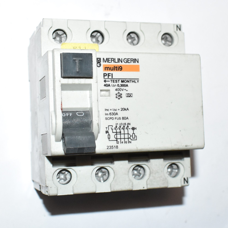 Merlin Gerin Multi9 fejlstrømsafbryder PFI 4P - 40A - 300mA - discosupport.dk