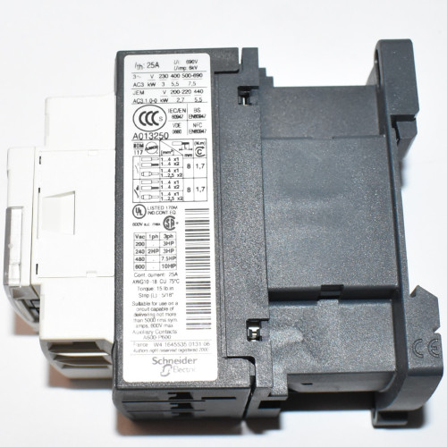 Telemecanique kontaktor LC1D12B7 - Spole 24V AC - 5,5kW 3-polet 12A - discosupport.dk