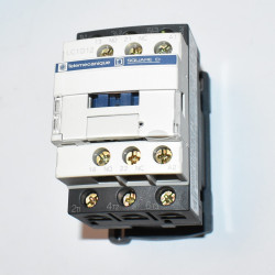 Telemecanique kontaktor LC1D12B7 - Spole 24V AC - 5,5kW 3-polet 12A - discosupport.dk