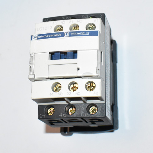Telemecanique kontaktor LC1D12B7 - Spole 24V AC - 5,5kW 3-polet 12A - discosupport.dk