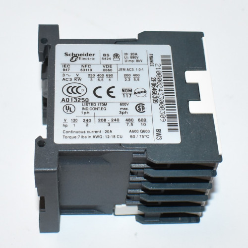 Telemecanique LP4K1210BW3 Kontaktor 3P+1xNO 5,5kW - Spole 24VDC - discosupport.dk