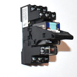 Siemens LZS PT3A5L24 Stikrelæ 3 x omskifter - 24V DC - discosupport.dk