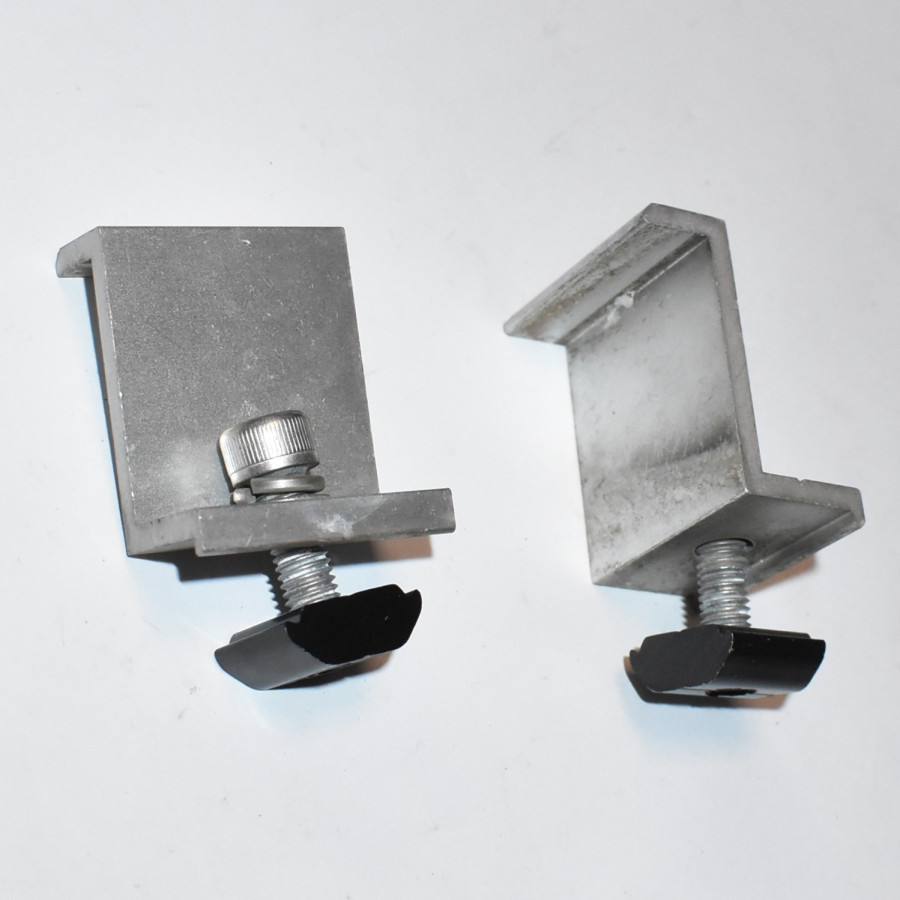 Endeklemme Z-beslag til Solcelle - 43mm - Alu - M8x15mm med glidemøtrik - discosupport.dk