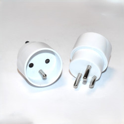 Hybridstikprop fra Pindjord - Dansk Stik - Adapter - 230V 16A - Hvid - discosupport.dk