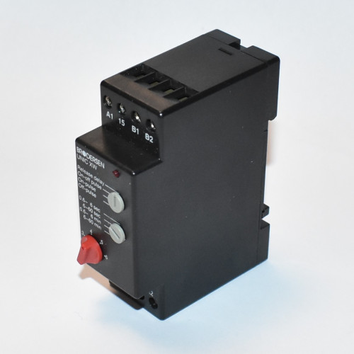 Brodersen UNIC XW SPDT D1 Multi Function Timer Relay til DIN-skinne - discosupport.dk