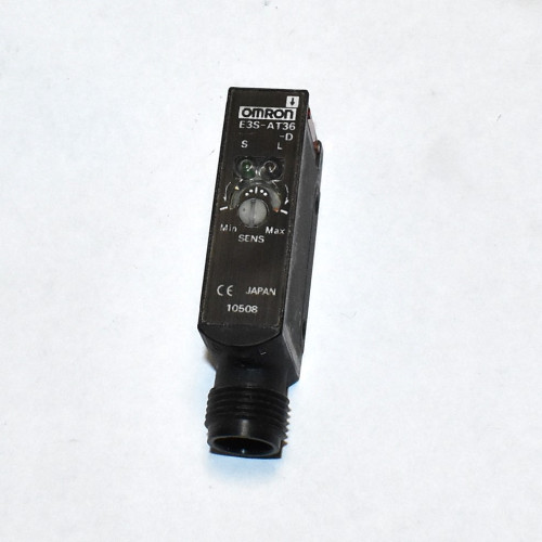 OMRON E3S-AT36-D Fotoelektrisk sensor - 10-30V DC - M12 plug-in - Reservedel - discosupport.dk
