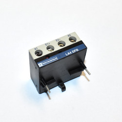 Interface relæ 24V Schneider Electric LA4-DFB - Brugt - discosupport.dk