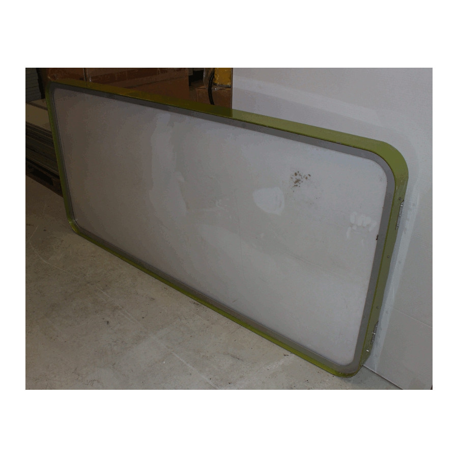Lacoste udstillingstand med lys 185x89cm brugt Brugt sofabord