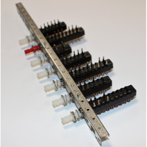 Shadow 3x6 + 3x4 + 2 x Omskifter Kontakt. Bestil dine omskifter kontakter og meget mere på Discosupport.dk nu!